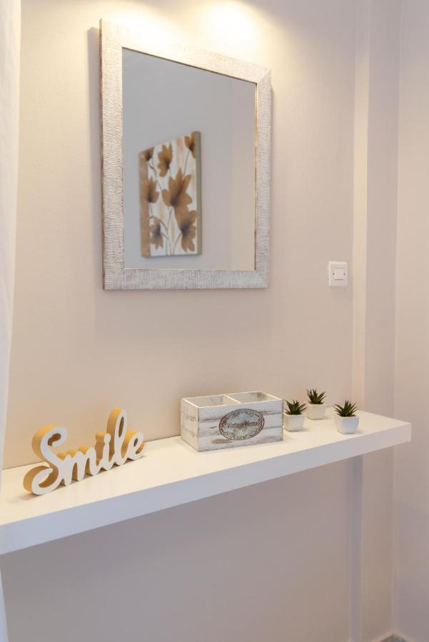 Smile Sea Apartment Kalamata Exterior photo